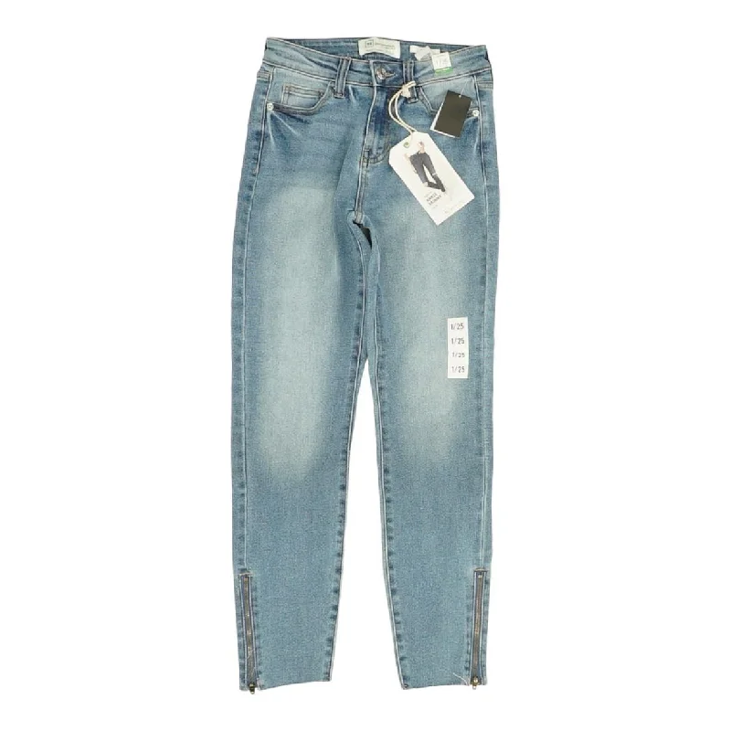 Blue Solid High Rise Slim Leg Jeans