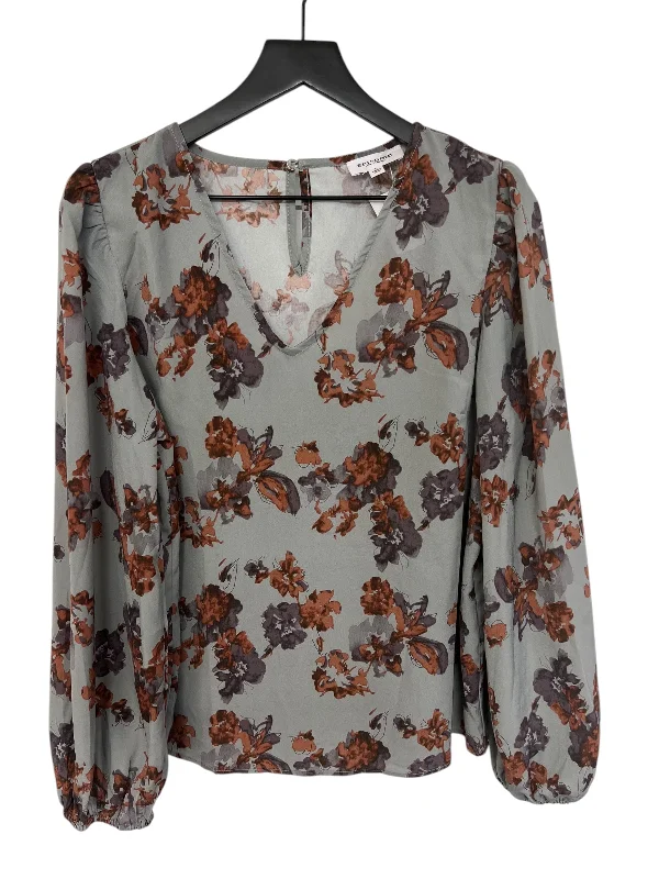 Top Long Sleeve By Ee Some In Grey, Size: L