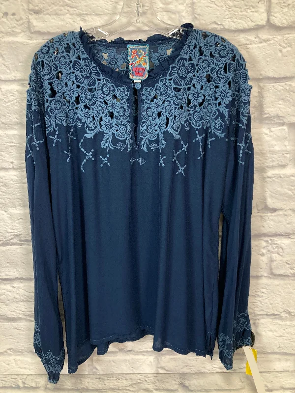 Top Long Sleeve Designer By Johnny Was In Blue, Size: Xl